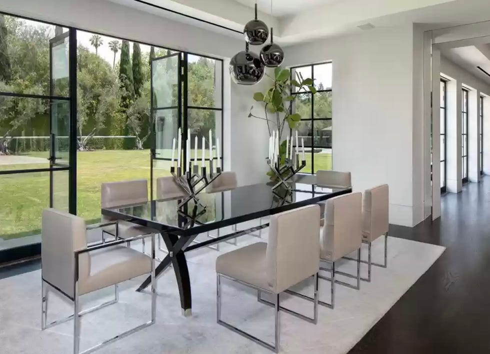 jennifer lópez y ben affleck buscan casa en los Ángeles comedor