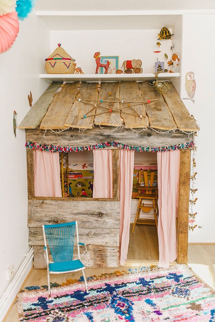 Casa de juegos infantil de madera