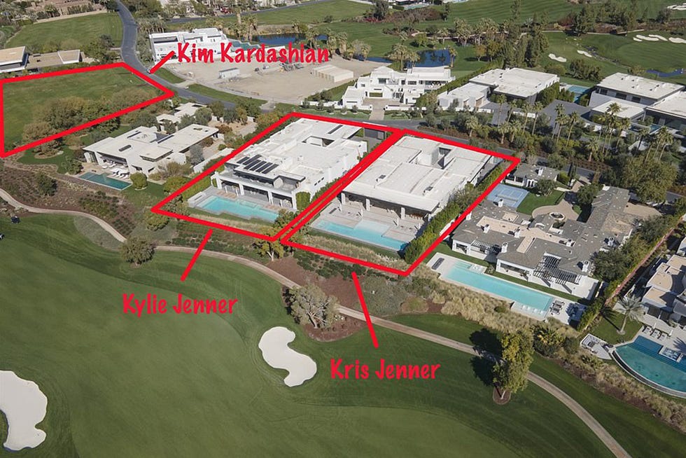 Las casas de las Kardashian que parecen un centro comercial(04)