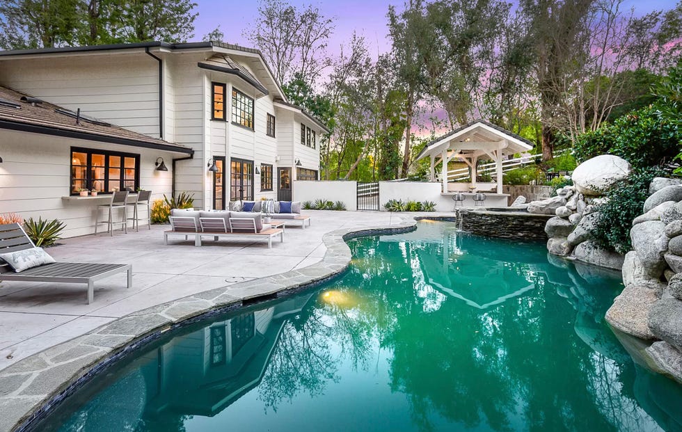 casa con piscina de miley cyrus