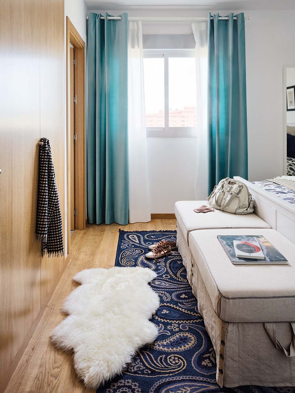 Bedroom, Room, Furniture, Bed, Property, Interior design, Floor, Curtain, Bed frame, Bed sheet, 