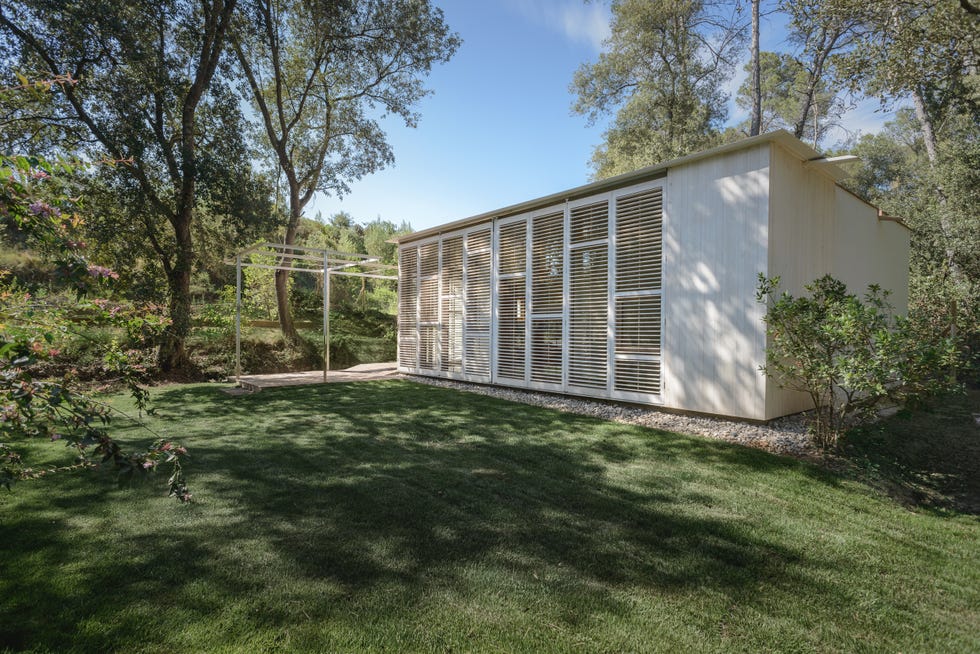 casa modular con jardín