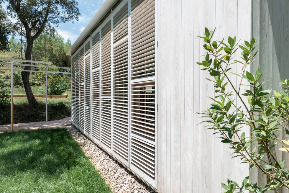casa modular con jardín