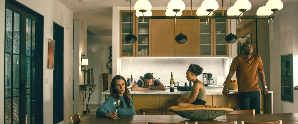 casa de pelicula de netflix dejar el mundo atras con julia roberts, ethan hawke y kevin bacon