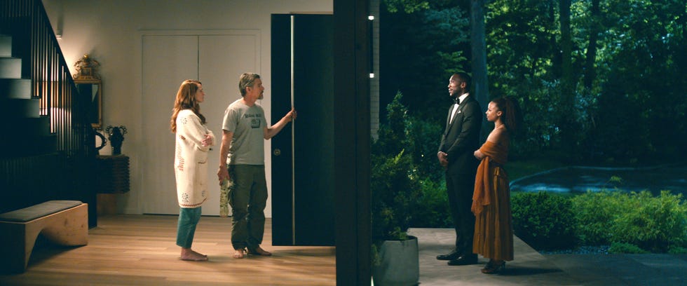 casa pelicula de netflix dejar el mundo atras con julia roberts, ethan hawke y kevin bacon