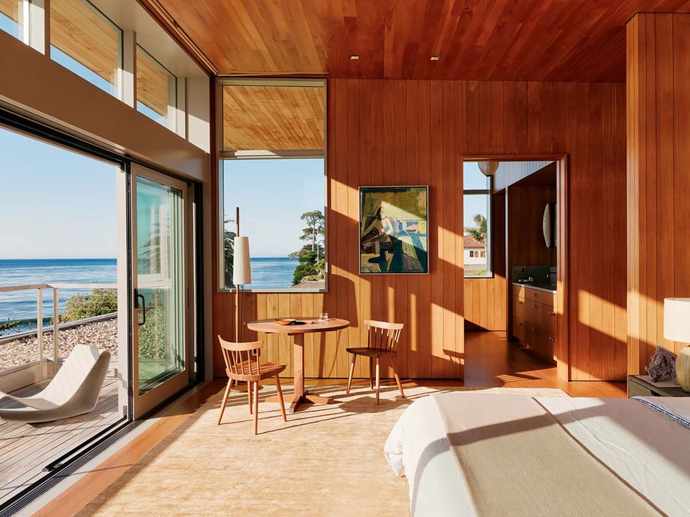 casa en la playa estilo cabaña surfera en california