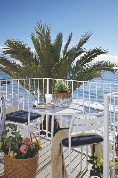 un apartamento con vistas al mar en sitges terraza