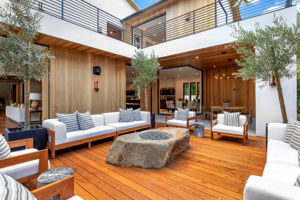 casa de sophie turner y joe jonas en encino