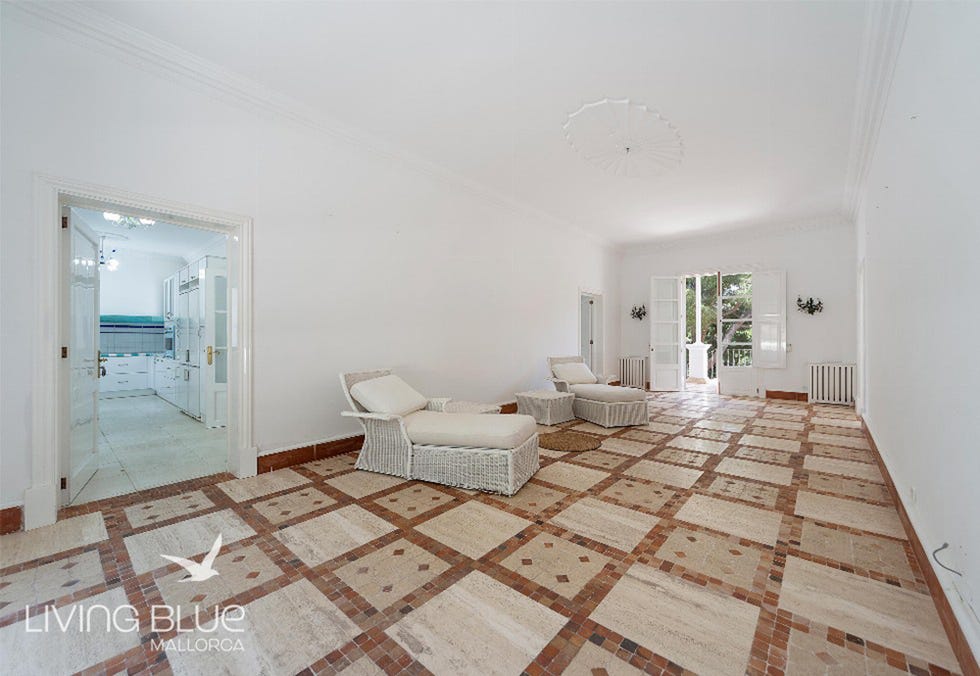 tita cervera vende una preciosa casa modernista en mallorca