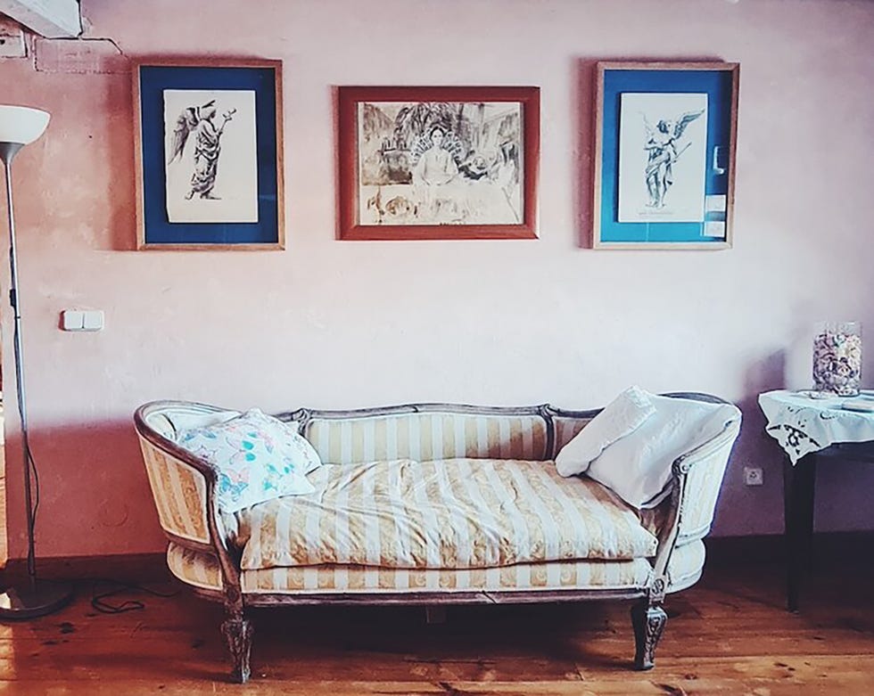 casa azul de lucía bosé en brieva segovia sofa cabriole eslito luis xv