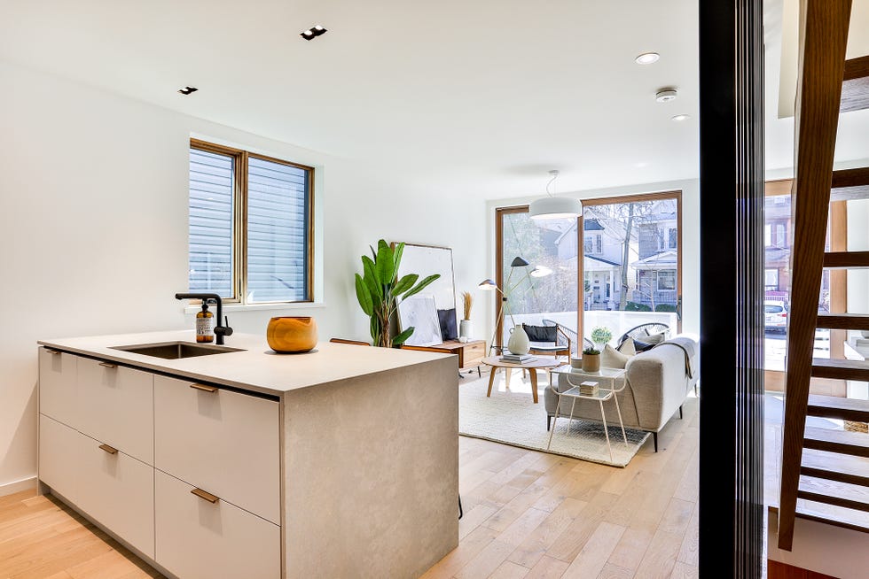 cocina abierta al salón de diseño contemporáneo
