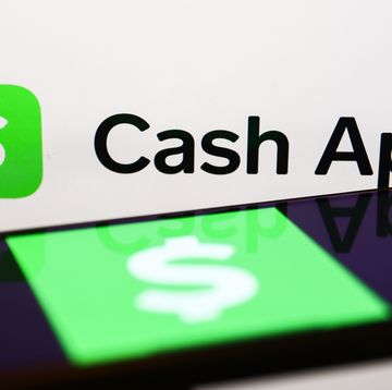 cash app logo on a smart phone