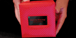 Red, Carmine, Material property, Coquelicot, Label, Box, 