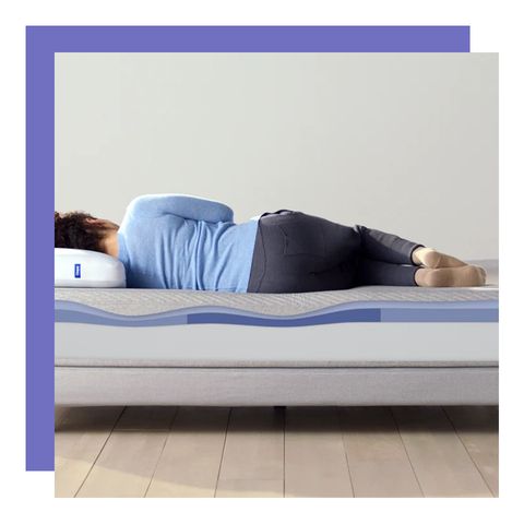 woman sleeping on casper foam mattress