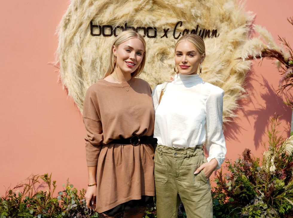 malibu, california october 11 l r cassie randolph and michelle randolph attend boohoo x caelynn beachside brunch at calamigos beach house on october 11, 2019 in malibu, california photo by presley anngetty images for boohoocom