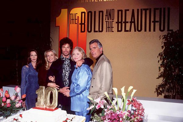 Con tutto il cast di Beautiful per festeggiare i 10 anni della soap
