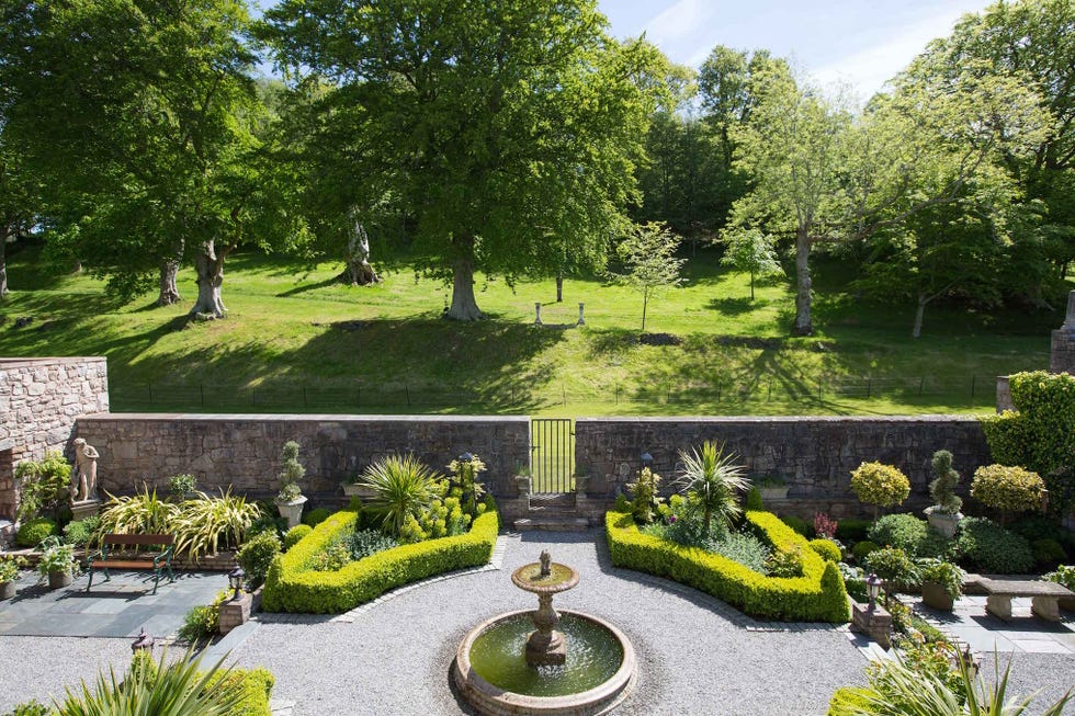 Castell Gyrn - 6 bedroom castle in Wales