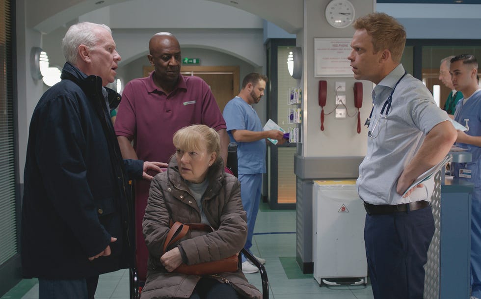 derek thompson as charlie fairhead, cathy shipton as duffy, casualty