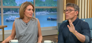 cat deeley presenting this morning in a grey top