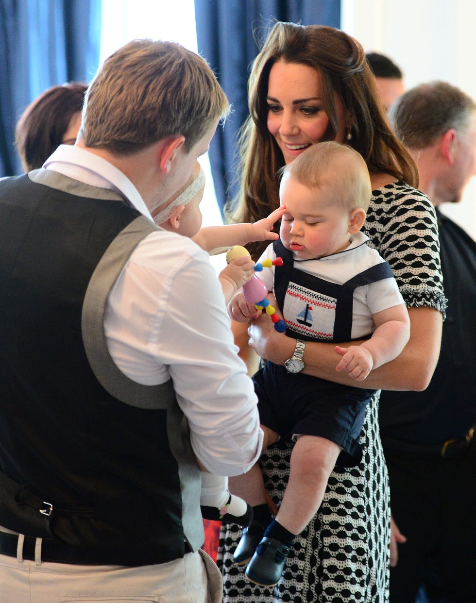 the duke and duchess of cambridge tour australia and new zealand   day 3