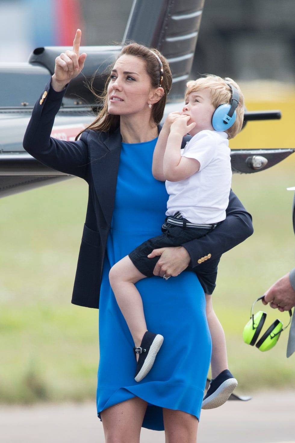 Photos of the Royal Family in Headbands - Kate Middleton, Princess ...