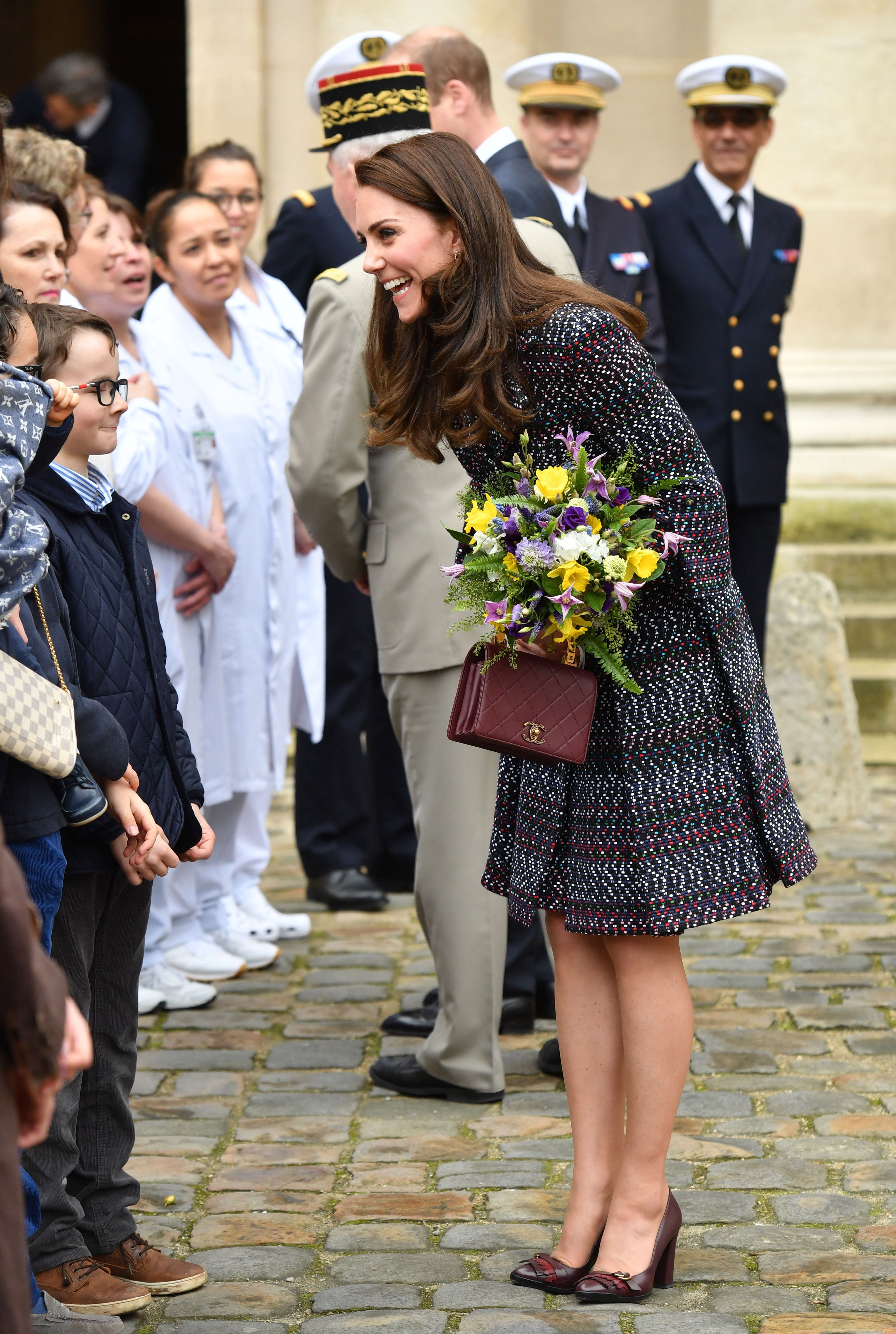Kate Middleton  Louis vuitton bag neverfull, Kate middleton, Fashion