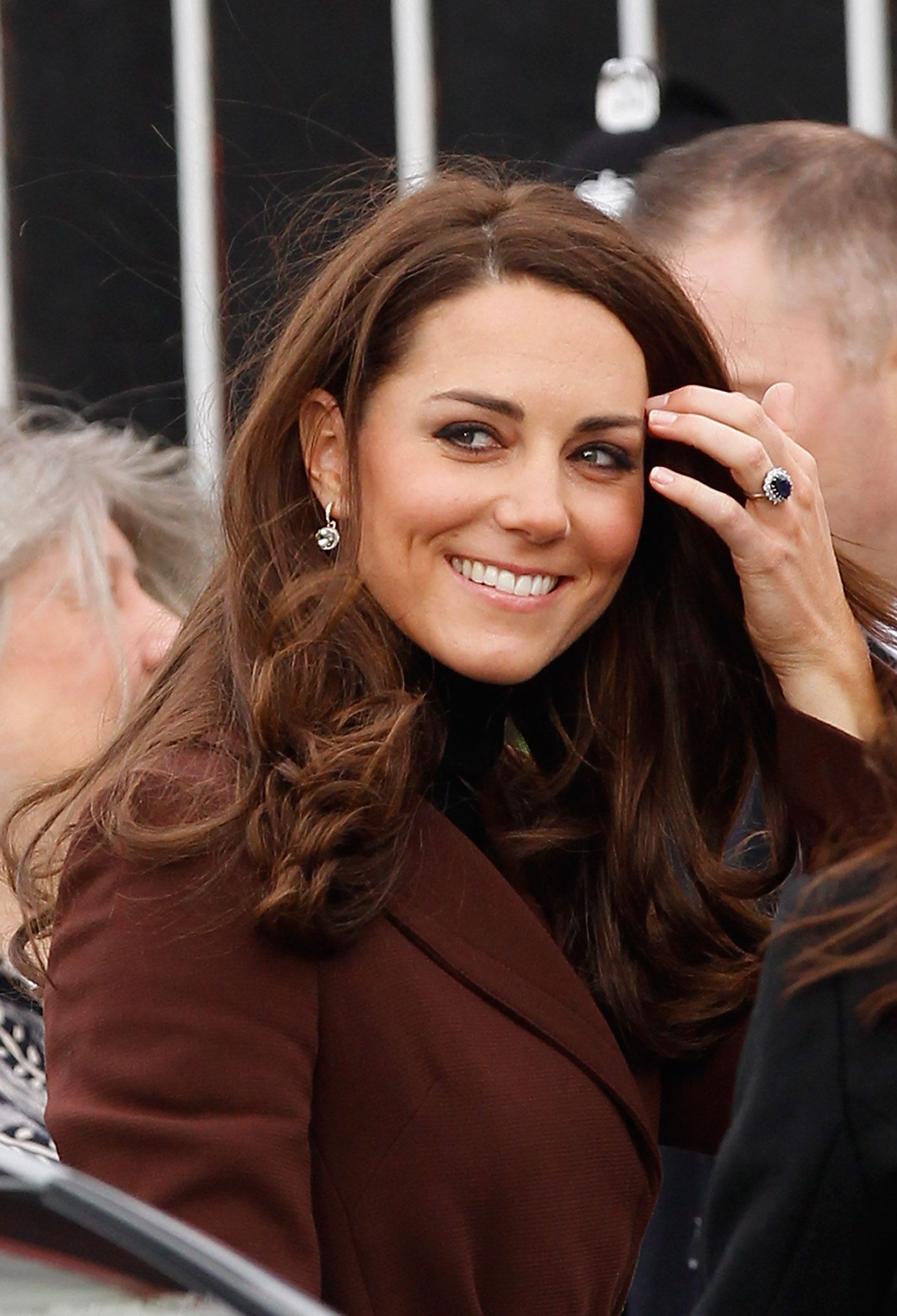 Kate Middleton | Kate middleton engagement ring, Kate middleton, Kate  middleton ring