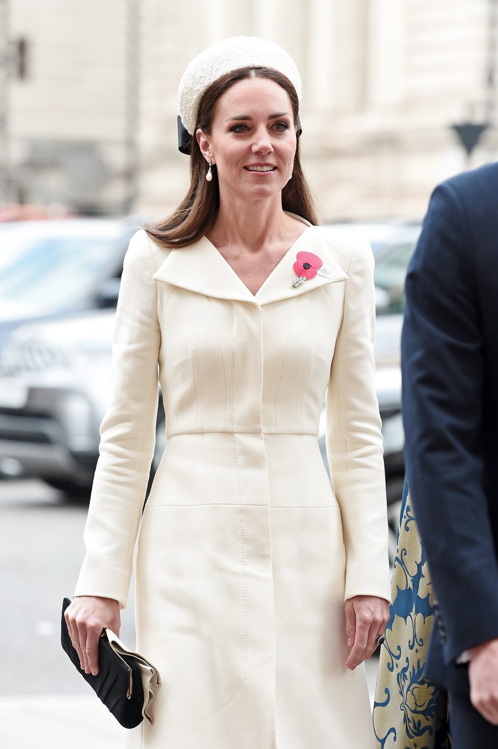 kate middleton at anzac day 2022 service