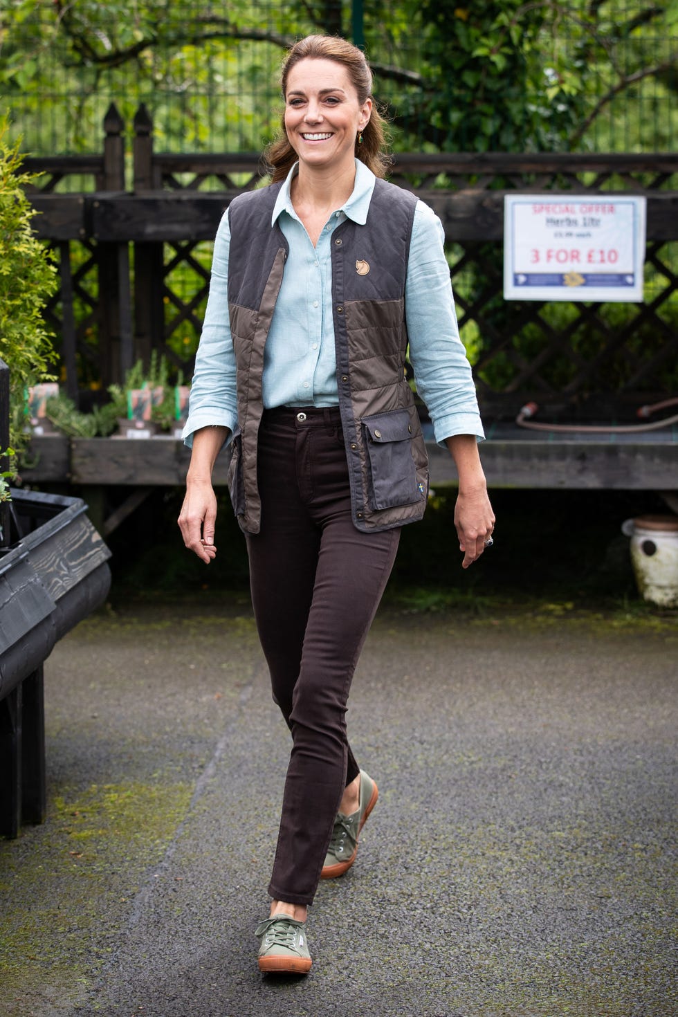 the duchess of cambridge visits garden centre in norfolk