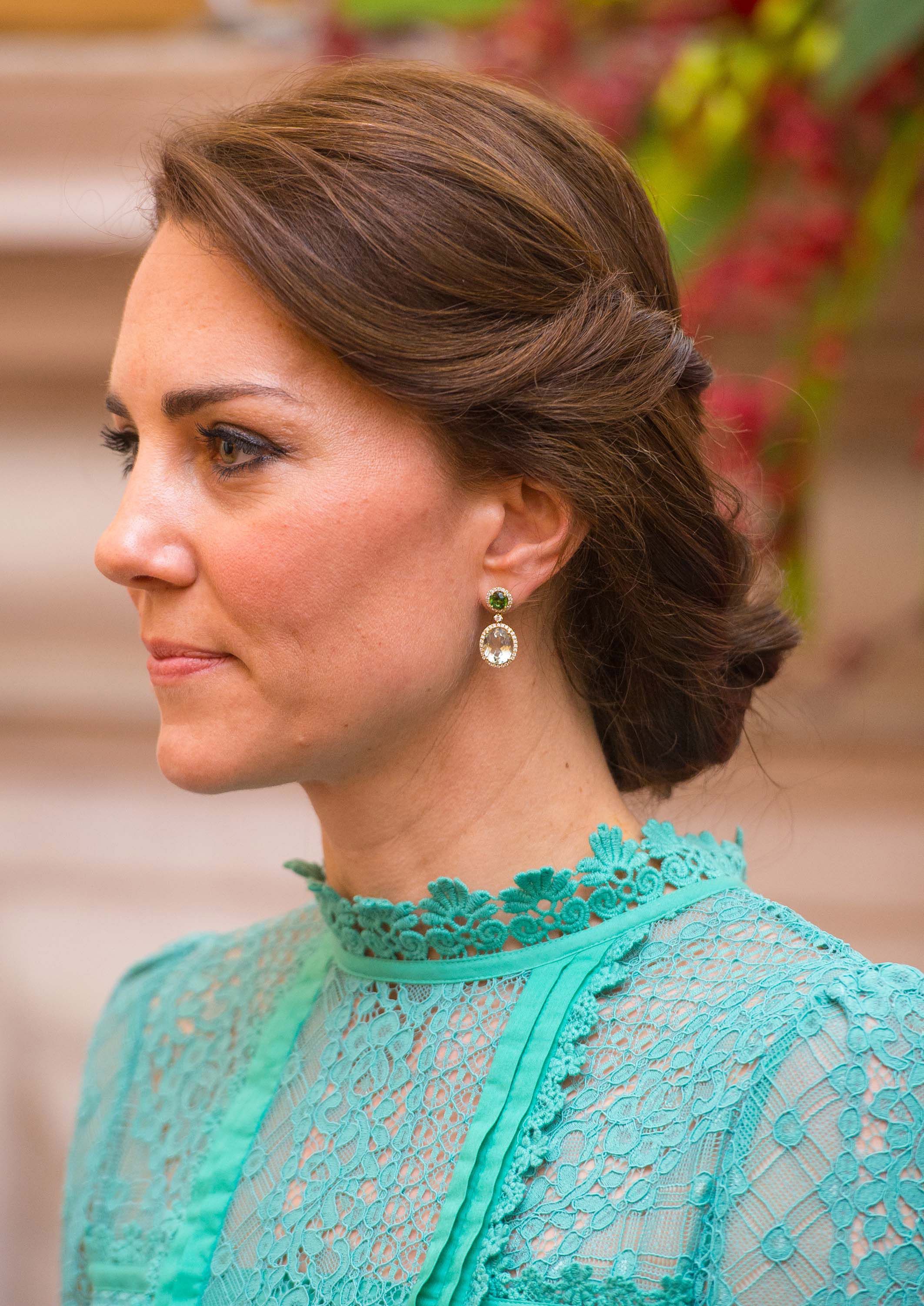 Crowning Glory: 8 Timeless Hairstyles of Kate Middleton - Fermentools