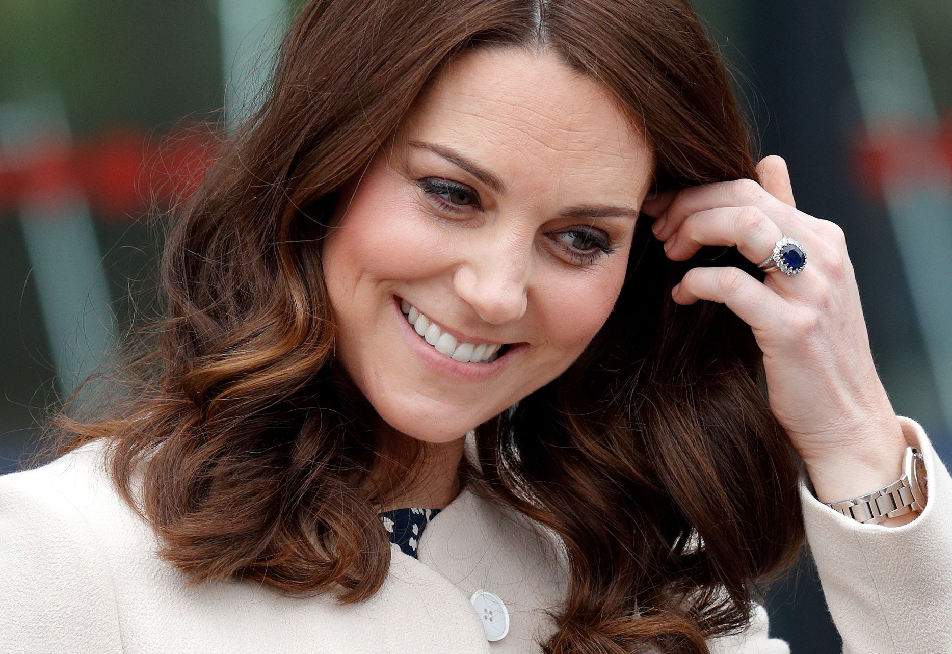 diapositiva Perceptivo morfina El anillo de compromiso de Kate Middleton, motivo de polémica - ¿Por qué el  anillo de compromiso de Kate Middleton es objeto de polémica?