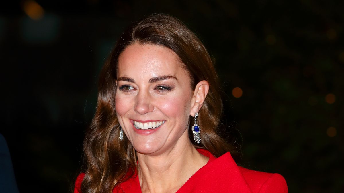 preview for The Duchess of Cambridge Reflects on the 2021 Holiday Season