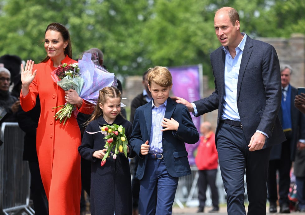 kate middleton, princess charlotte, and prince george