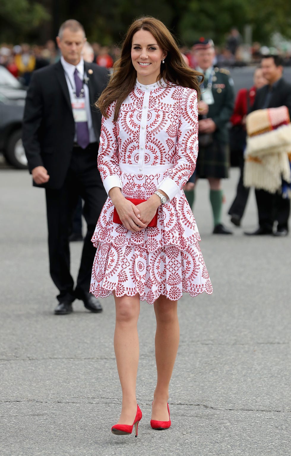 Kate Middleton in Alexander McQueen outfits • dresses, coats & bags