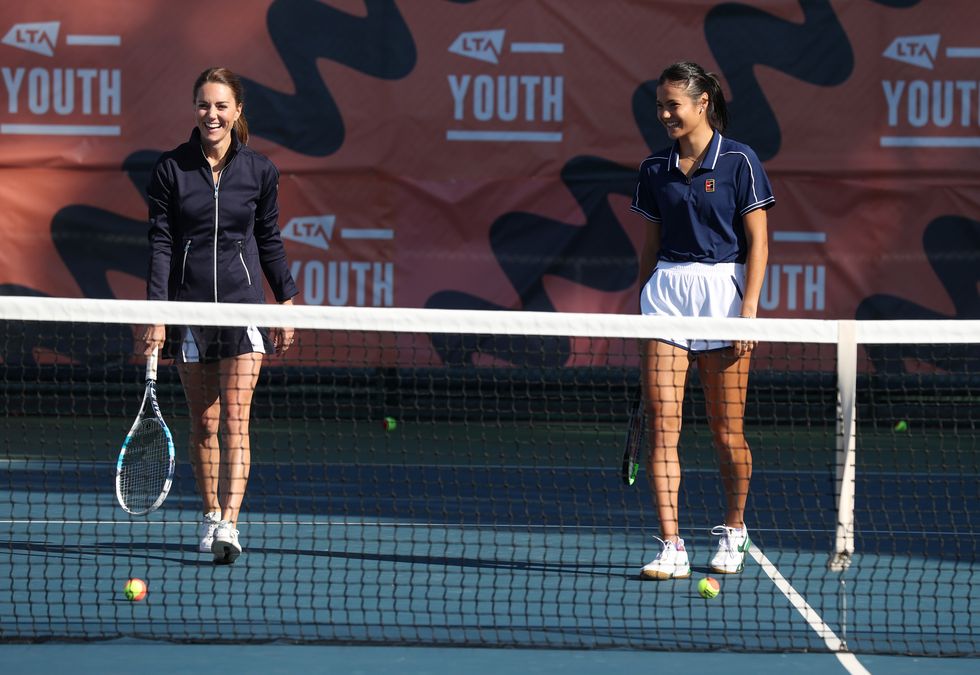 Kate Middleton y el perfecto look 'sporty' para jugar a tenis