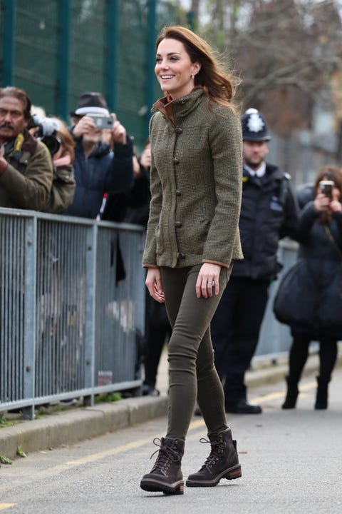 catherine-duchess-of-cambridge-visits-islington-community-news-photo-1094420056-1547551492.jpg?crop=1xw:1xh;center,top&resize=480:*