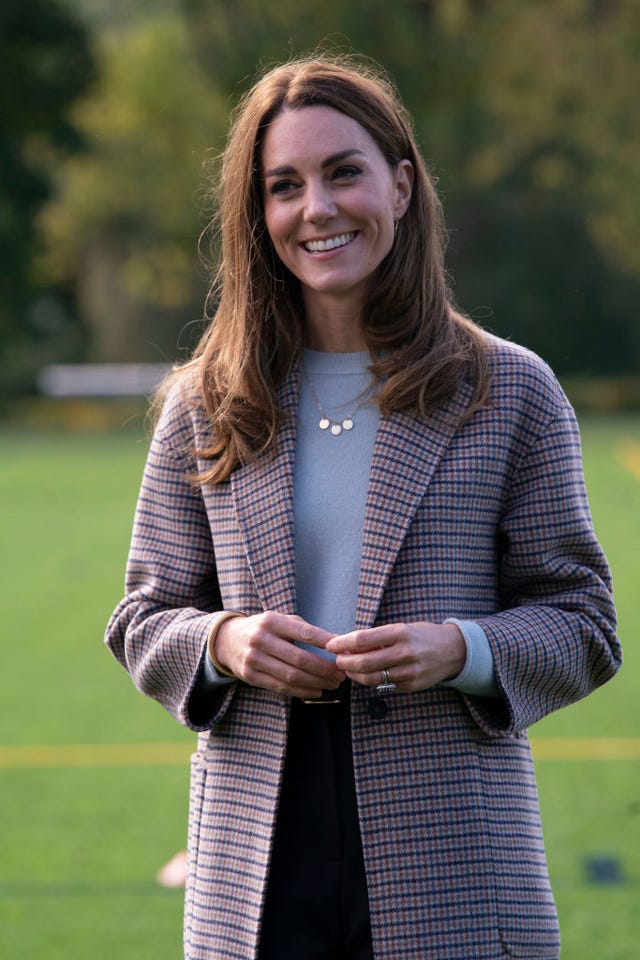 the duchess of cambridge visits students at the university of derby