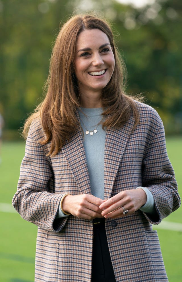 the duchess of cambridge visits students at the university of derby