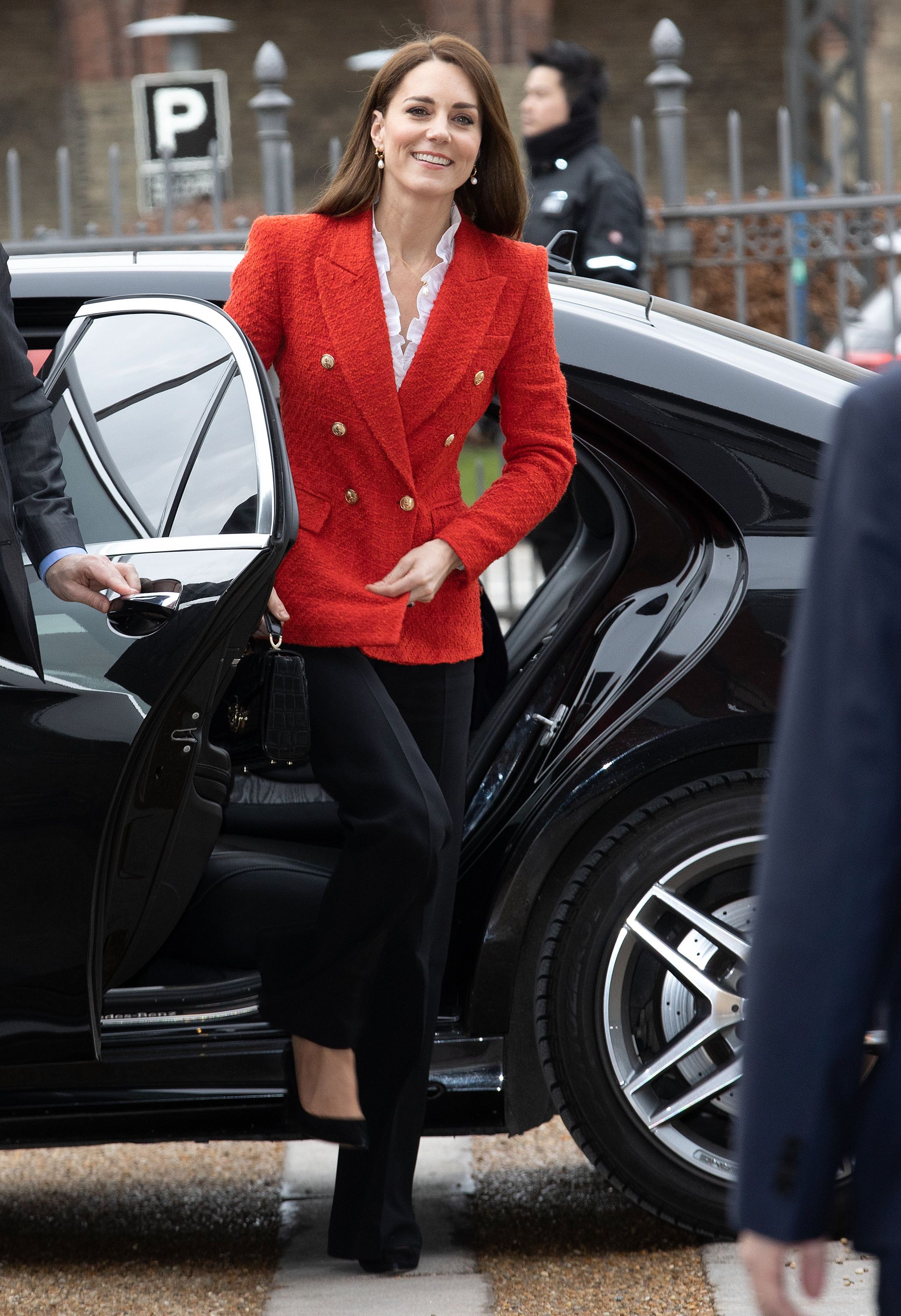 labyrint Betydning Blodig Kate Middleton Wears Red Zara Blazer and Black Slacks in Denmark