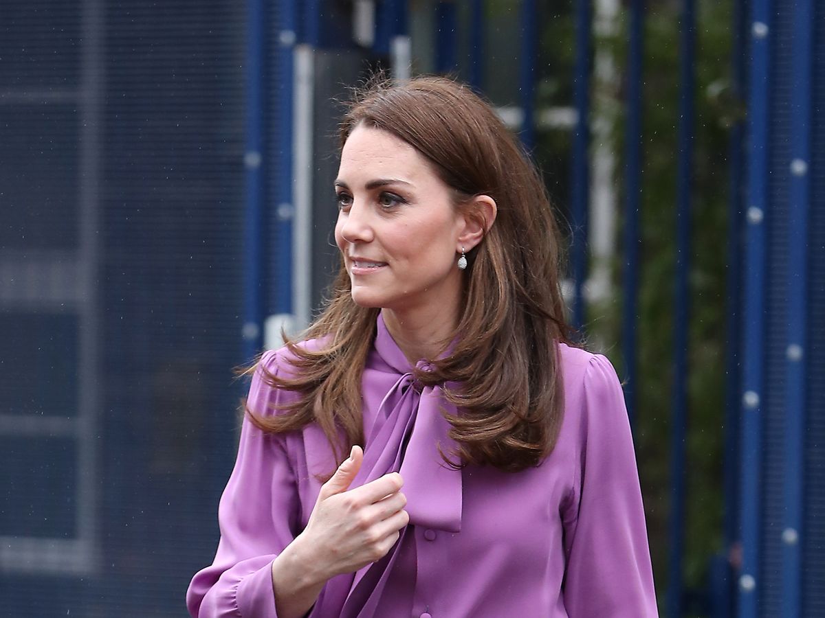 Kate Middleton Keeps Wearing Her Fave Gucci Blouse Backwards