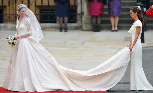 Kate middleton sister wedding dress hotsell