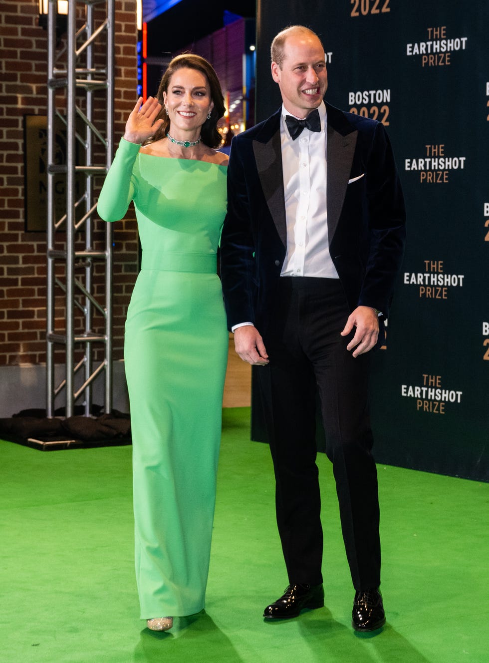 kate rents green gown from hurr for earthshot prize