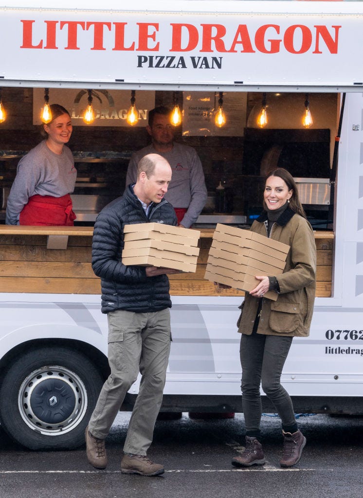 Prince William And Kate Middleton Delivered Pizzas To Rescue Volunteers