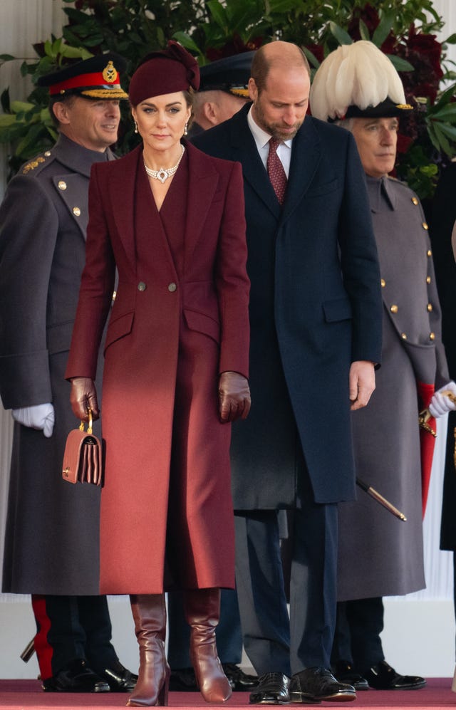 kate middleton burgundy outfit the amir of the state of qatar state visit to the united kingdom day one