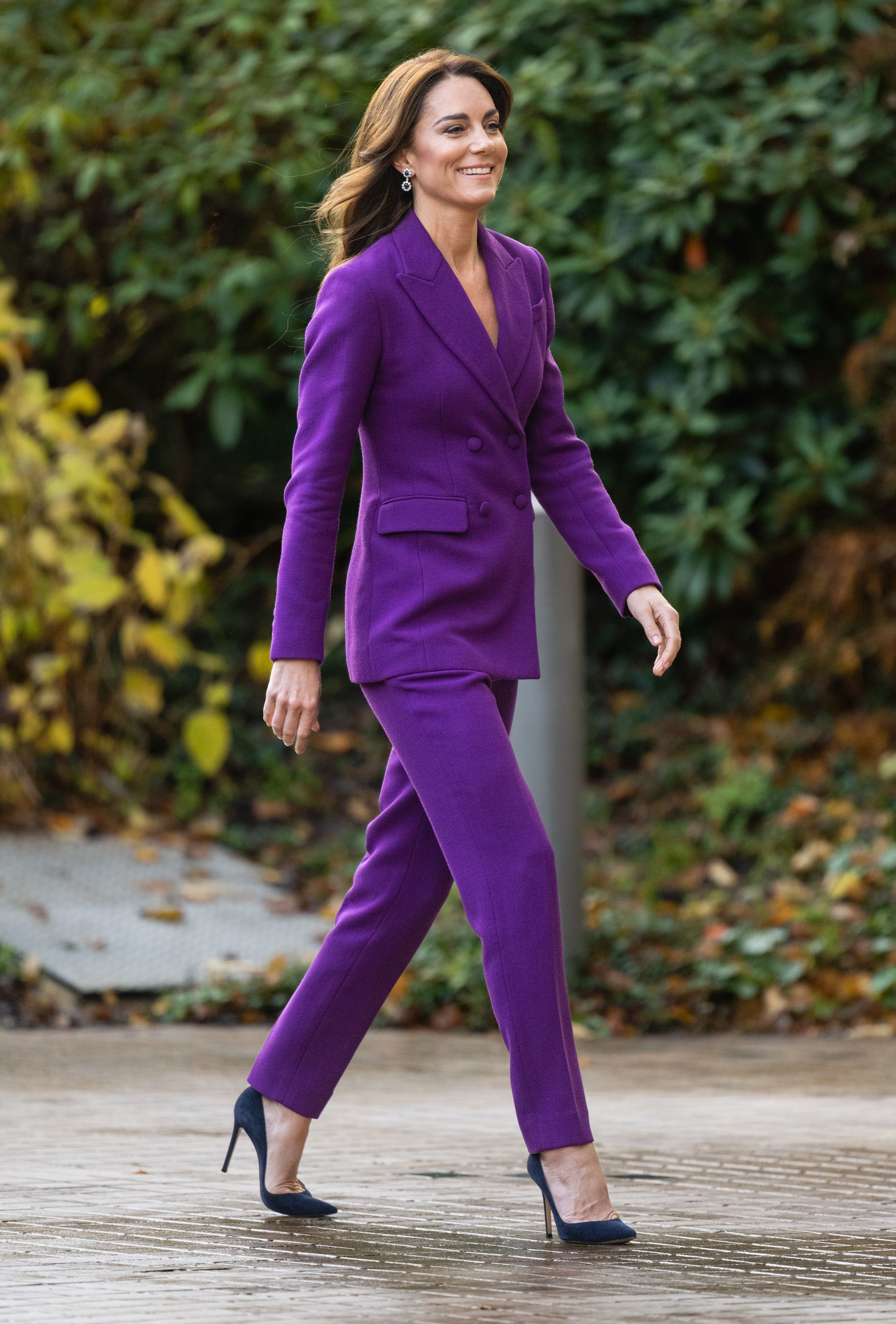 英国王室キャサリン皇太子妃の着用ファッション情報を最速レポート ...