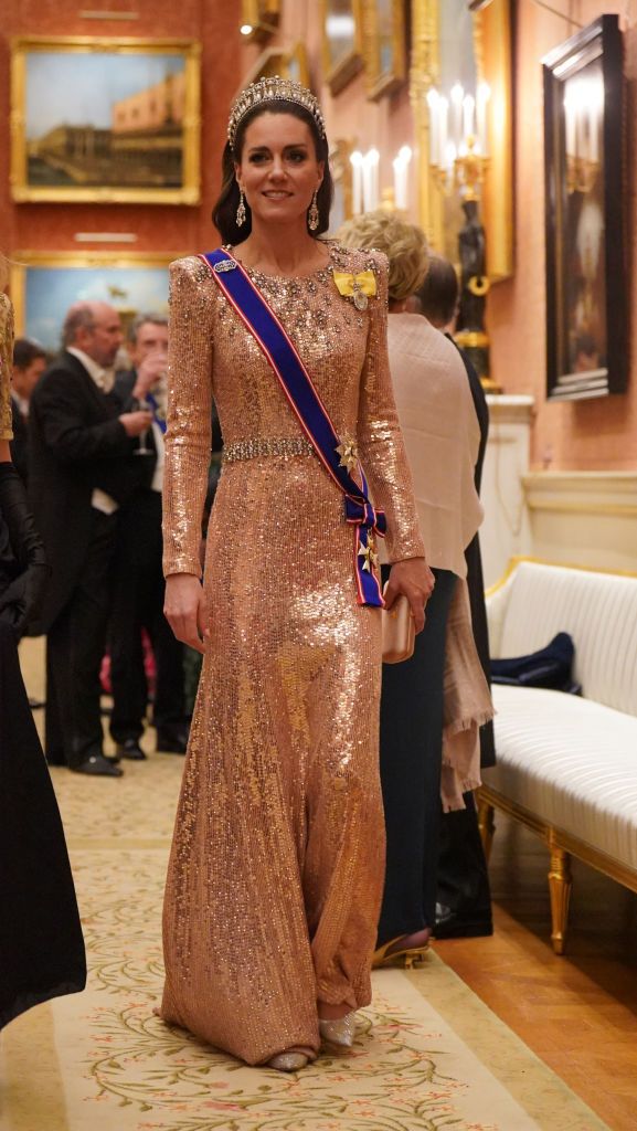 Kate Middleton back on red carpet in sequined Jenny Packham gown - UPI.com