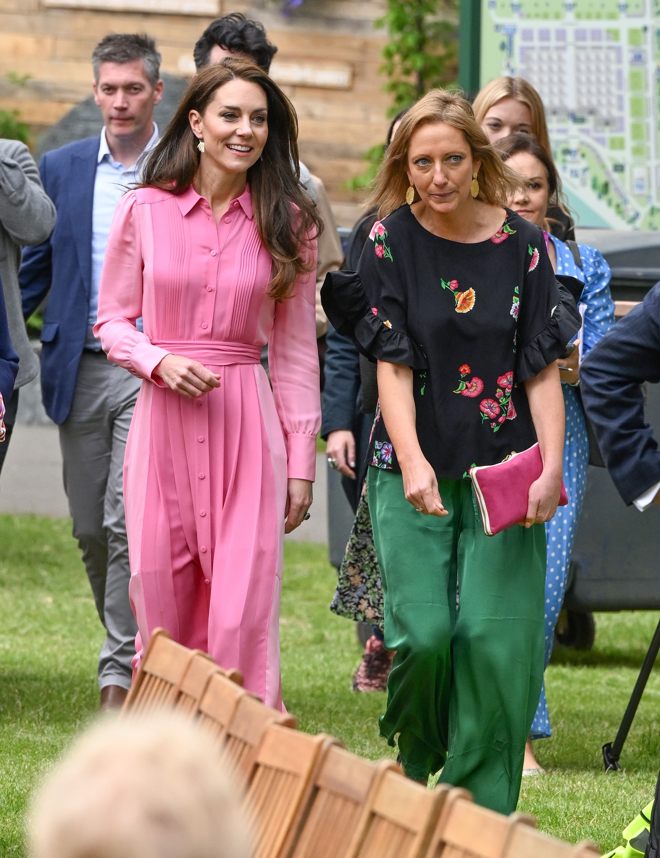 Kate Middleton Wears Pink Dress at  Royal Chelsea Flower Show
