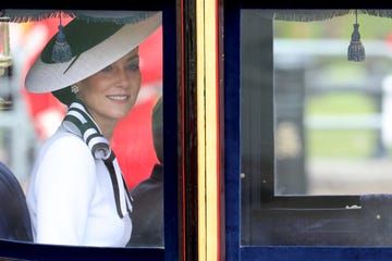 Queen Elizabeth, Prince Charles & More Royal Family Members at Trooping ...