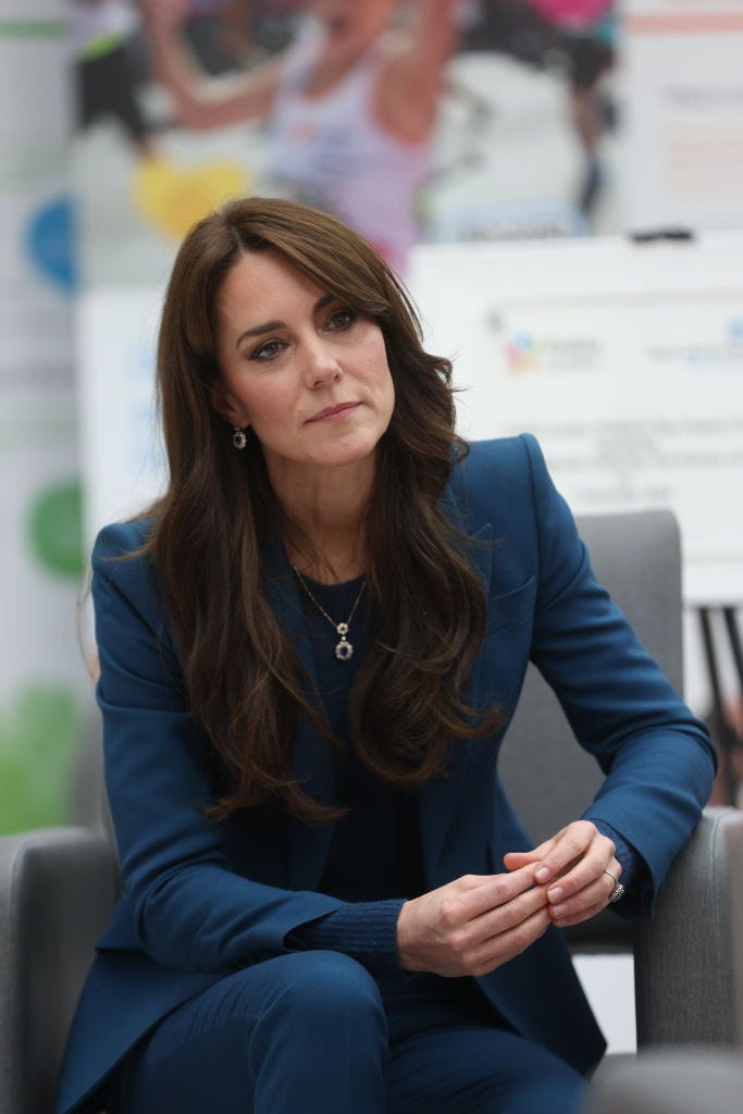 Palace Source Says Private Letter from Kate Middleton Shouldn’t Be “Overanalyzed”