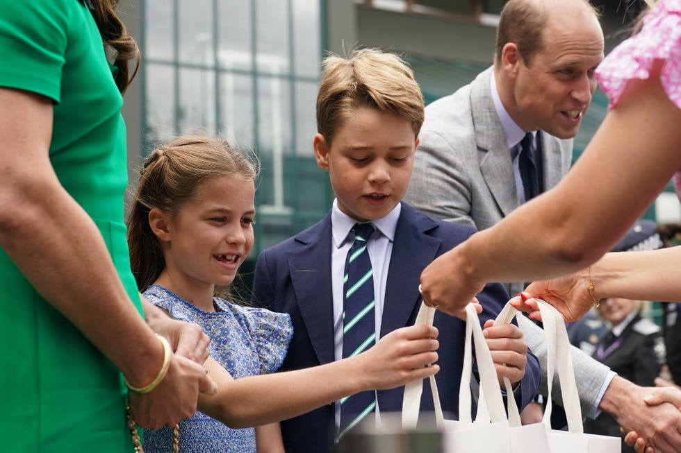 25+ Photos of the Royals at Wimbledon - Photos of Prince William, Kate, the  Queen at Wimbledon